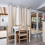 Mobilhome Elisa Et Christophe Apartamento Saint-Julien-en-Born