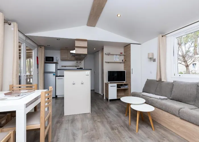 Mobilhome Elisa Et Christophe