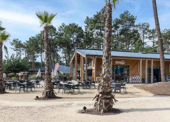 Mobilhome Elisa Et Christophe *