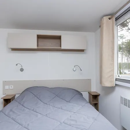 Mobilhome Elisa Et Christophe Apartment Saint-Julien-en-Born